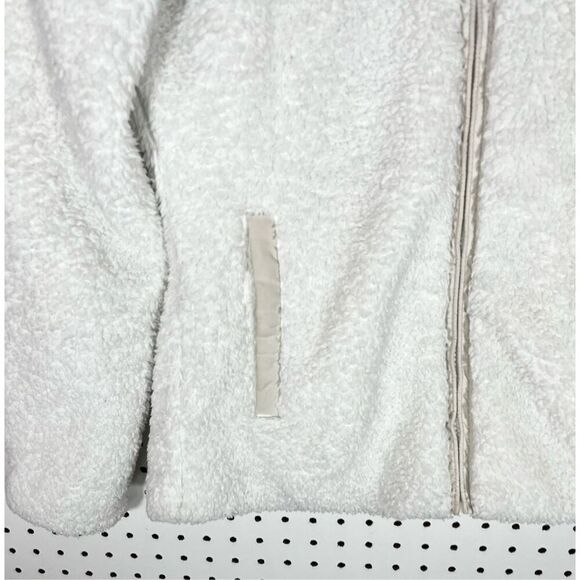 Patagonia zip up fleece size S - Picture 4 of 7